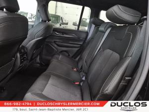 Miniature 14 Jeep Grand Cherokee Laredo X 2026