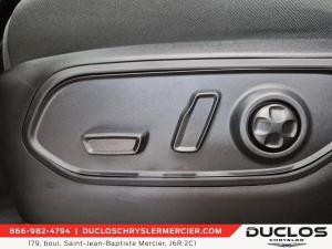 Miniature 16 Jeep Grand Cherokee Laredo X 2026
