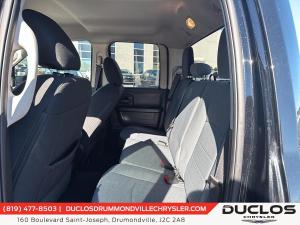 Thumbnail 15 RAM 1500 Classic Express Quad Cab 4x4 caisse de 6 pi 4 po 2021