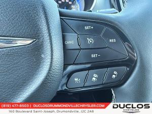 Miniature 19 Chrysler Pacifica Limited 2025
