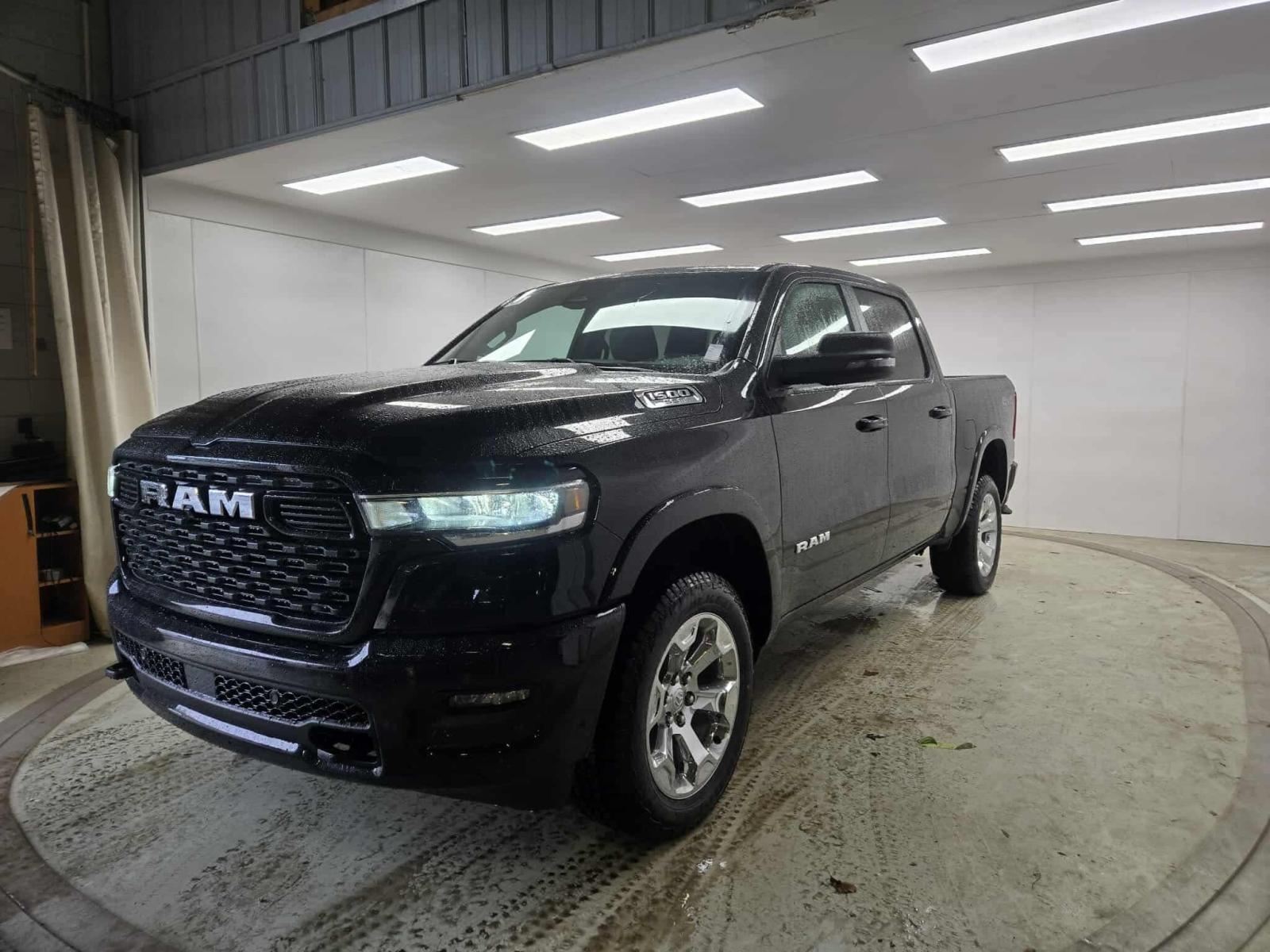 RAM All-New 1500 2025  - véhicule neuf à vendre (1S155)