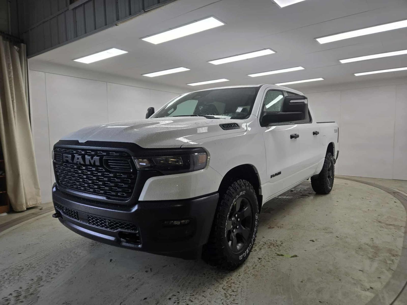 RAM 1500 2025  - véhicule neuf à vendre (1S172)