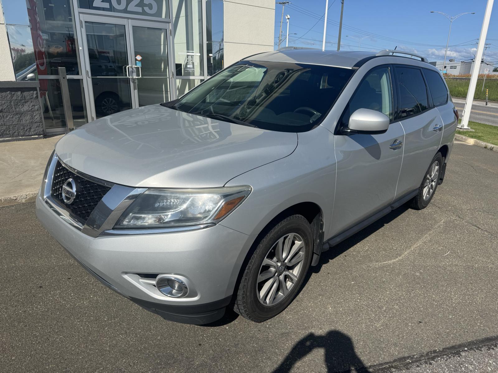 Nissan PATHFINDER S/SV/SL/PLAT SV 2016