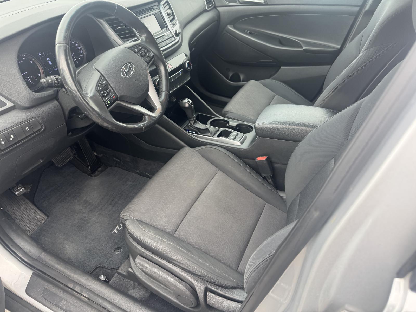 Hyundai Tucson Base 2017 — photo 6