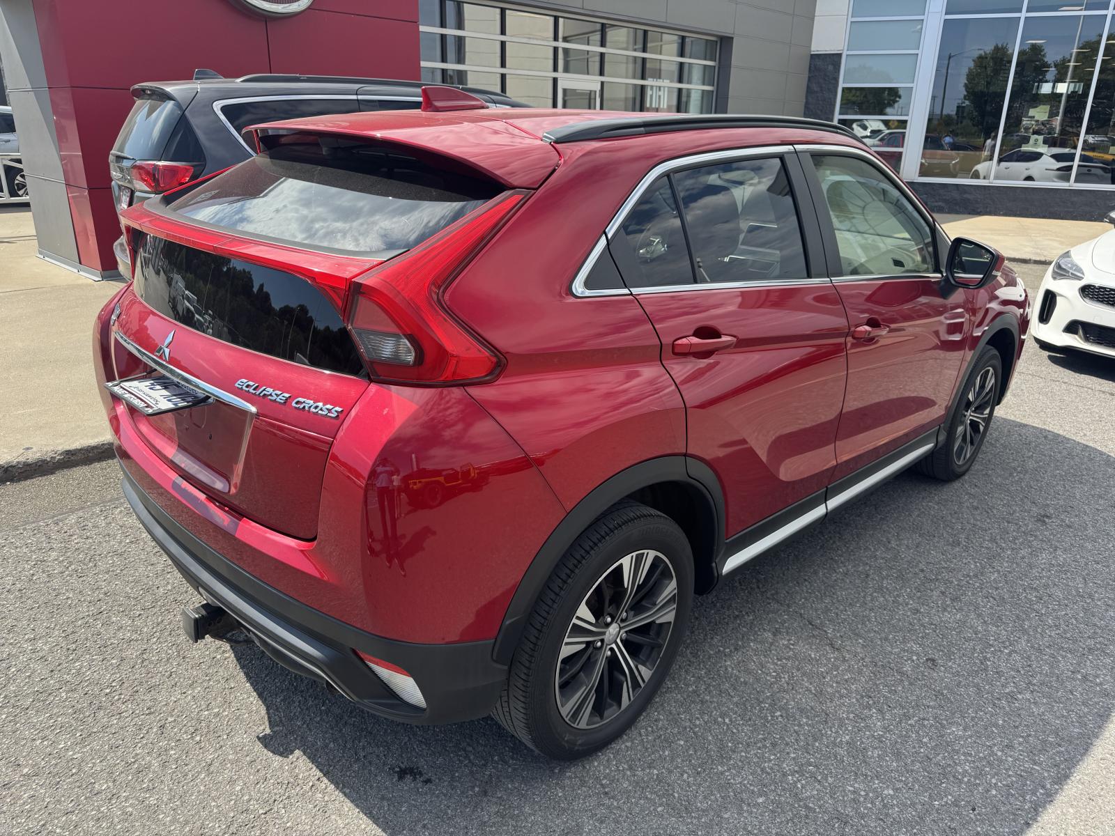 Mitsubishi Eclipse Cross SE 2018 — photo 3