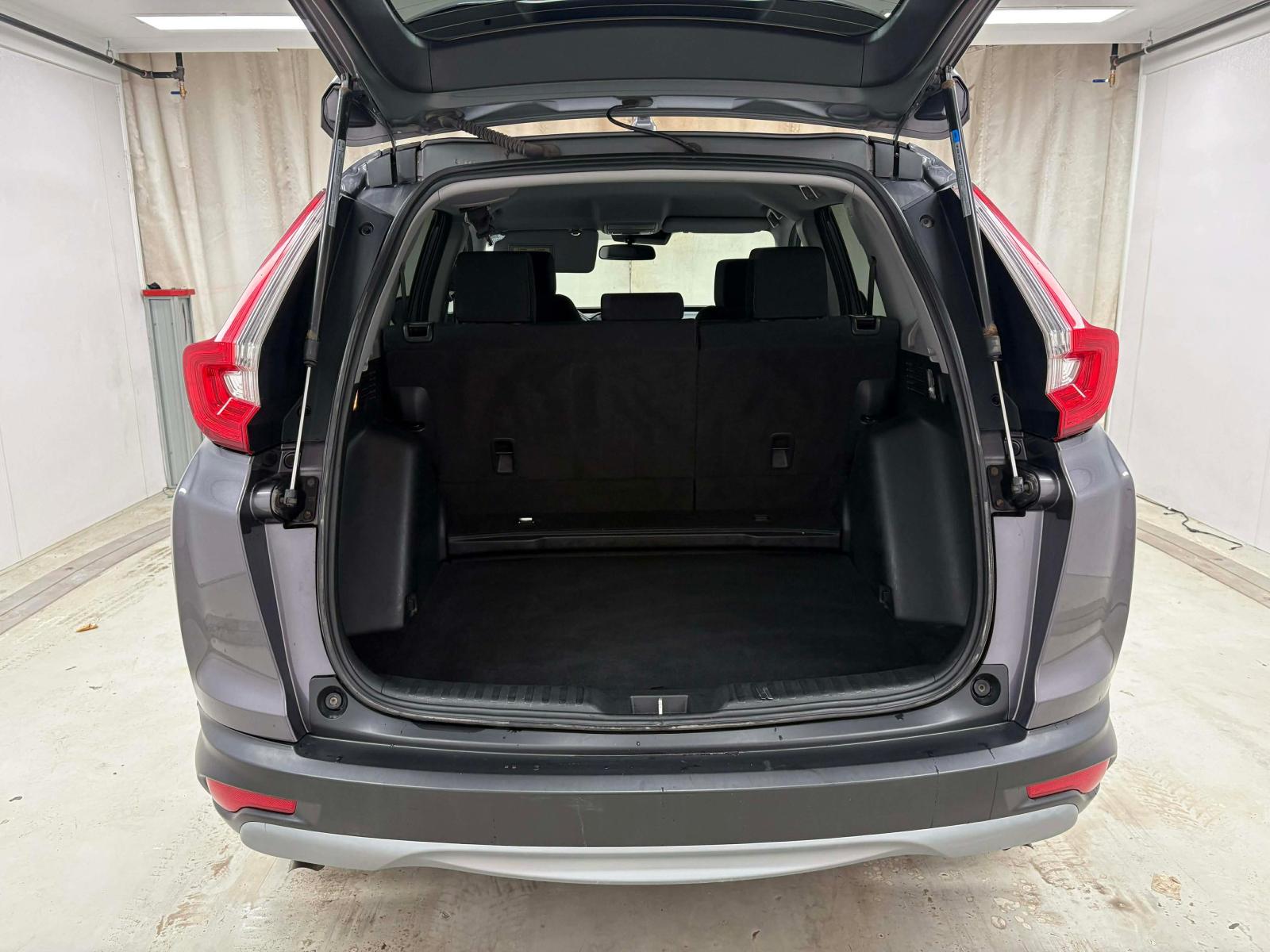 Honda CR-V LX 2017 — photo 7