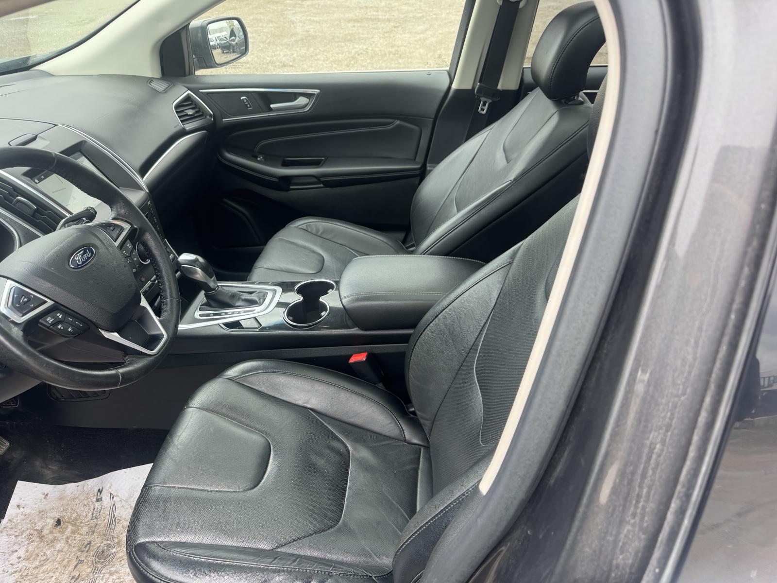 Ford Edge Titanium 2016 — photo 6
