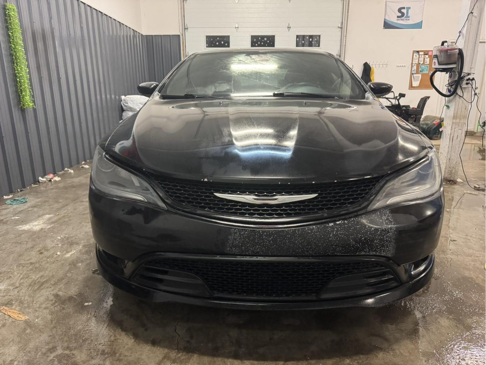 Chrysler 200 S 2015 — photo 2
