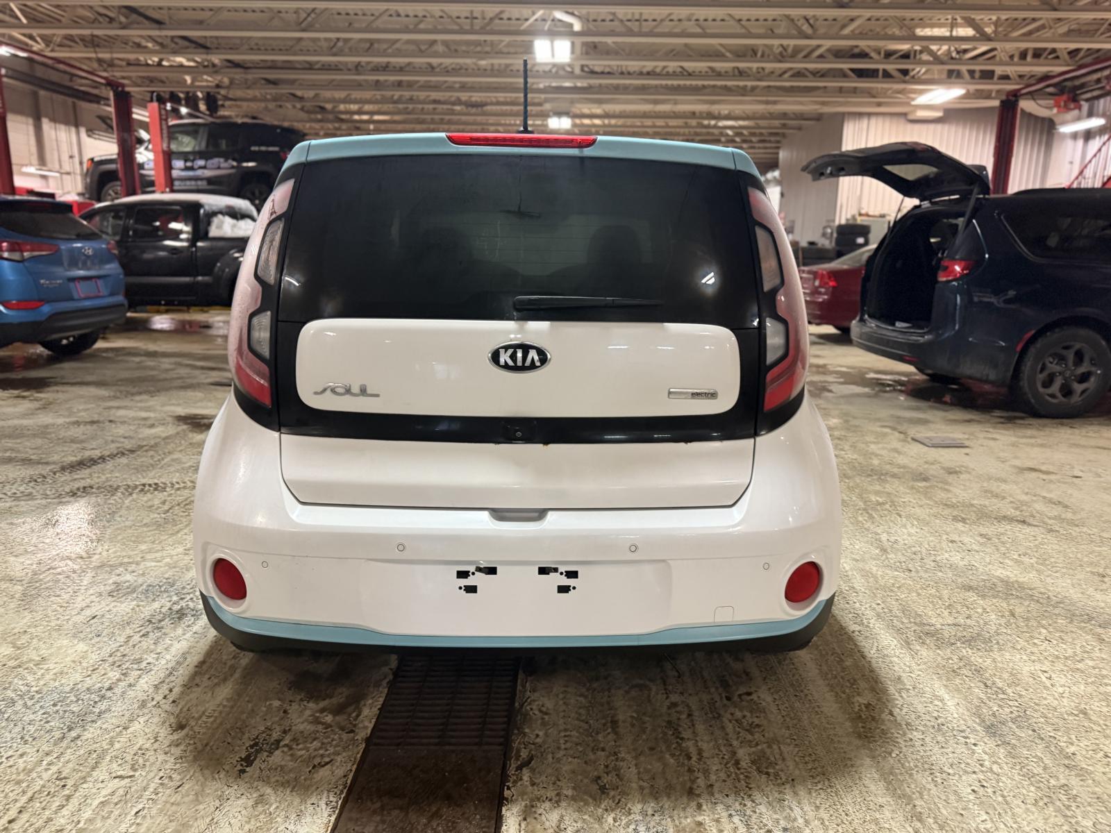 Kia Soul EV Luxury 2017 — photo 6