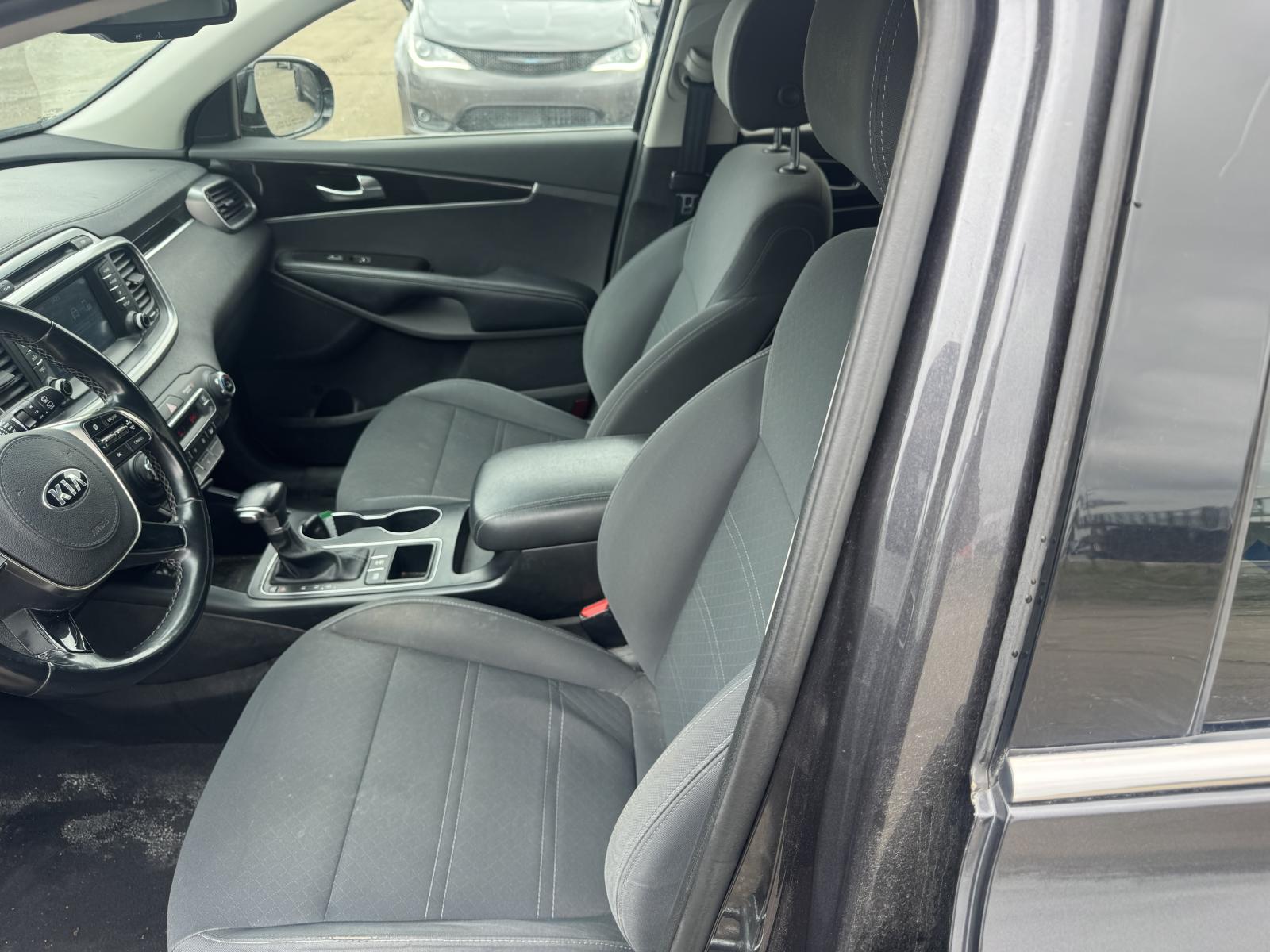 Kia Sorento LX V6 2019 — photo 6