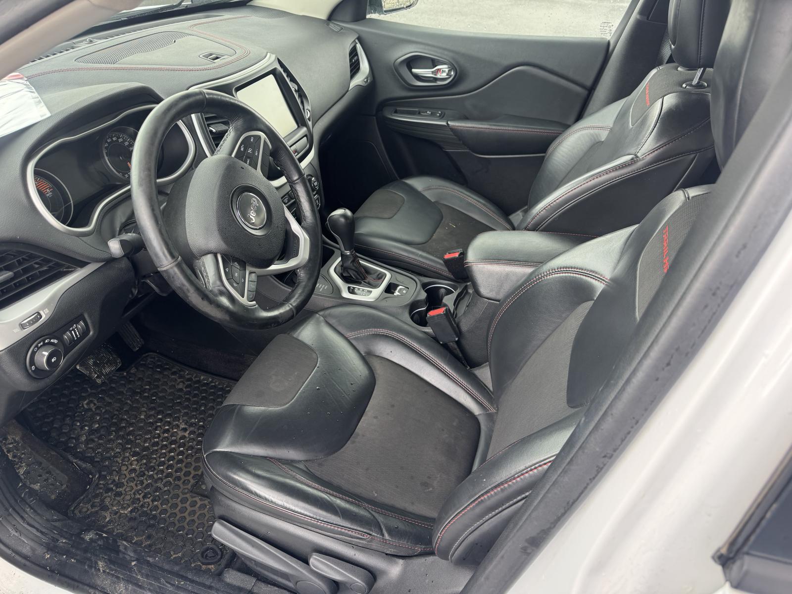 Jeep Cherokee Trailhawk 2016 — photo 5