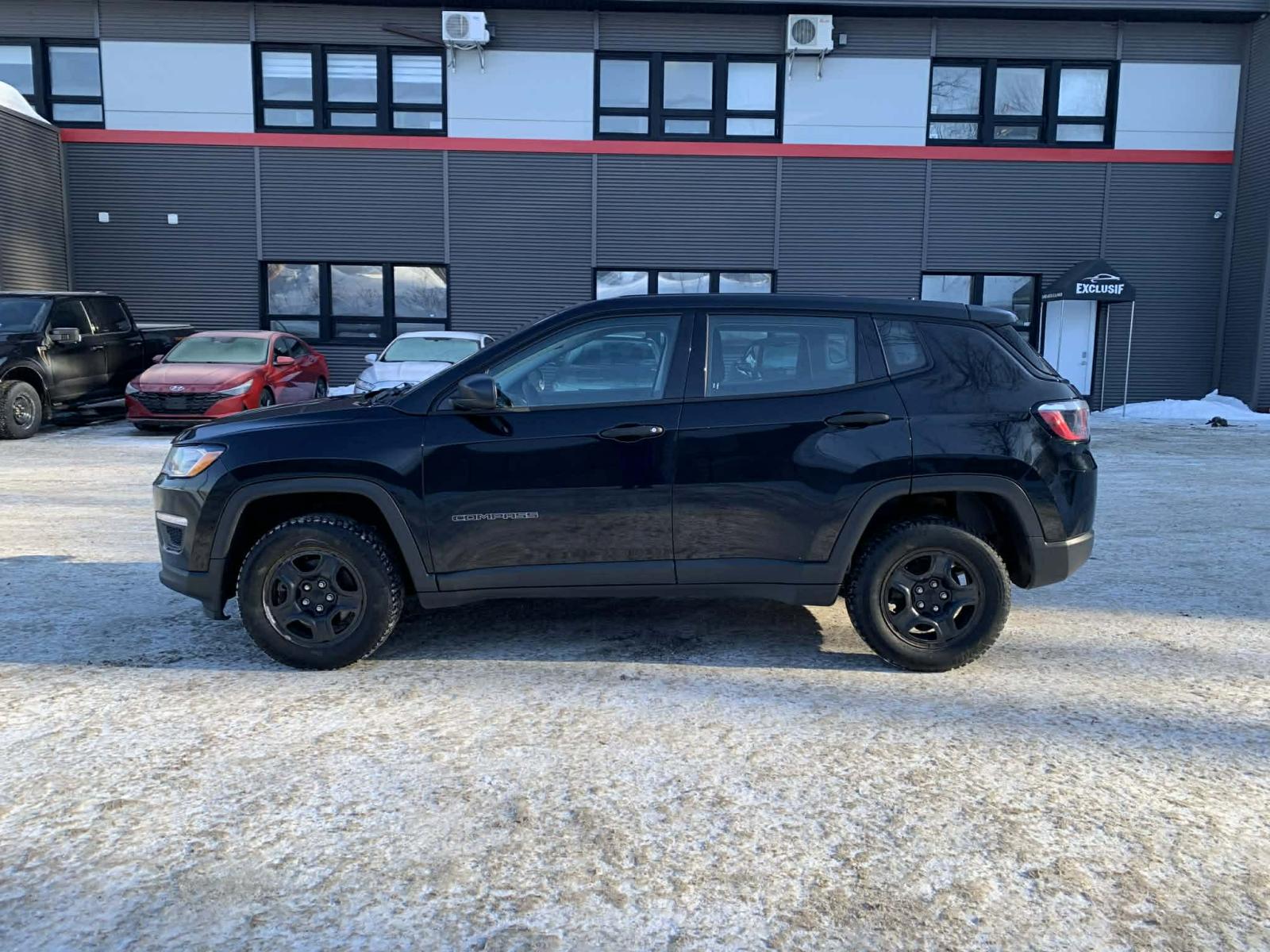 Jeep Compass Sport 2018 — photo 4