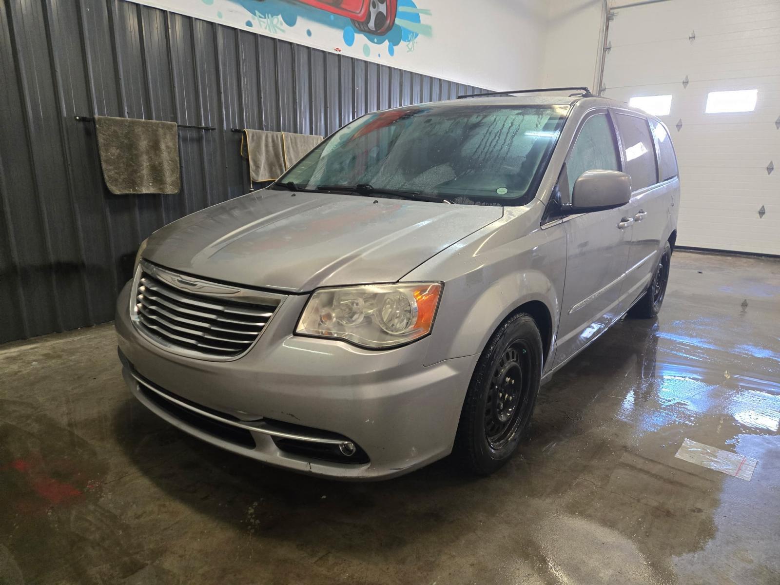 Chrysler Town & Country Touring 2013