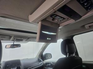 Miniature 10 Chrysler Town &amp; Country Touring 2013