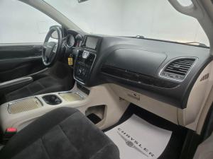 Miniature 15 Chrysler Town &amp; Country Touring 2013