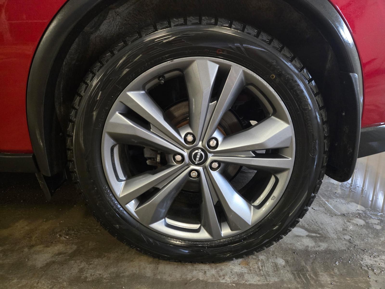 Nissan Murano Platinum 2023 — photo 8