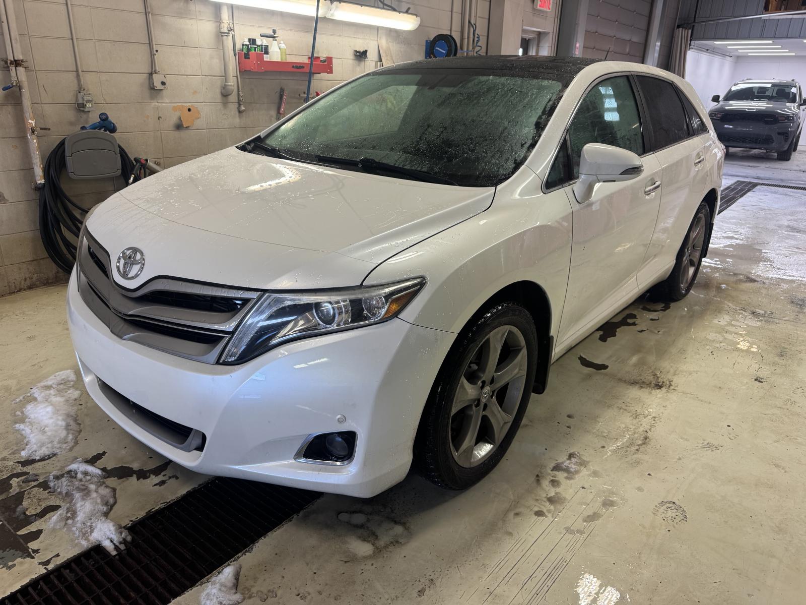 Toyota Venza Base 2014