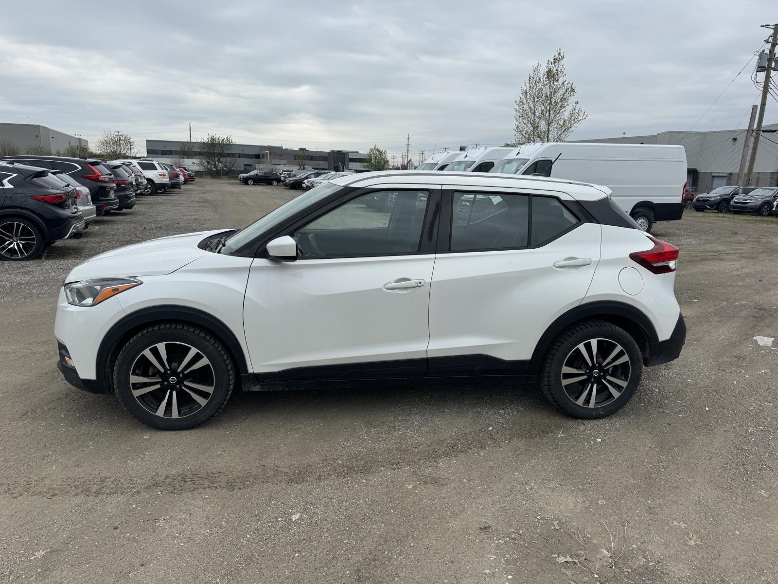 Nissan Kicks SV 2018 — photo 2