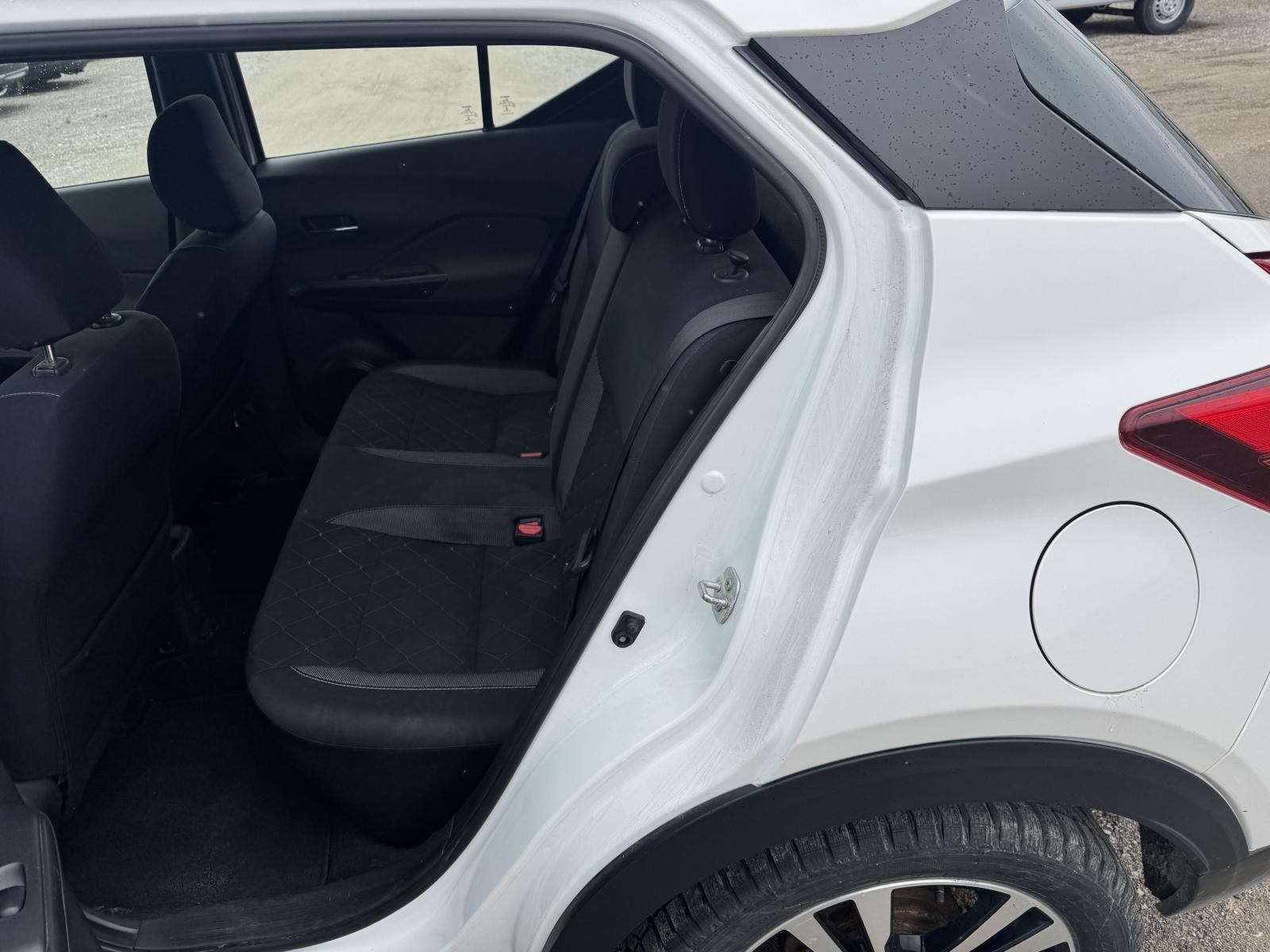 Nissan Kicks SV 2018 — photo 8