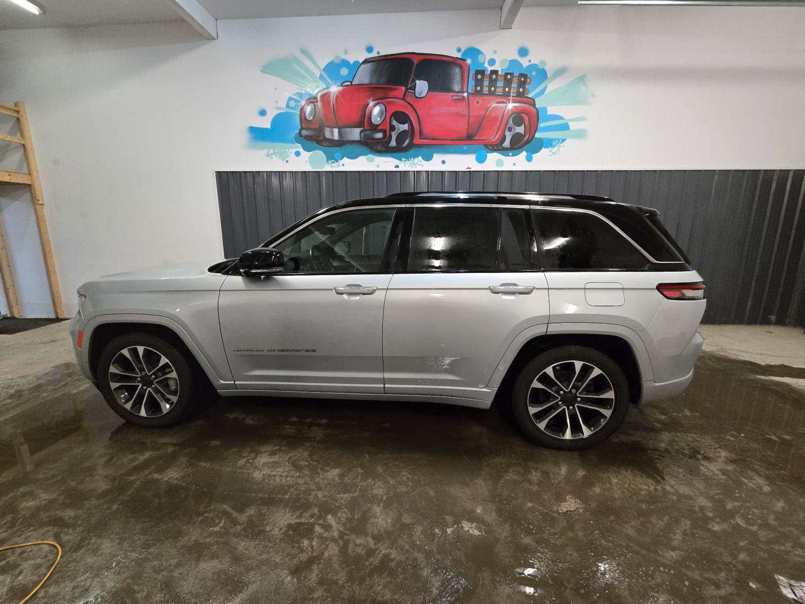 Jeep Grand Cherokee Overland 2022 — photo 7
