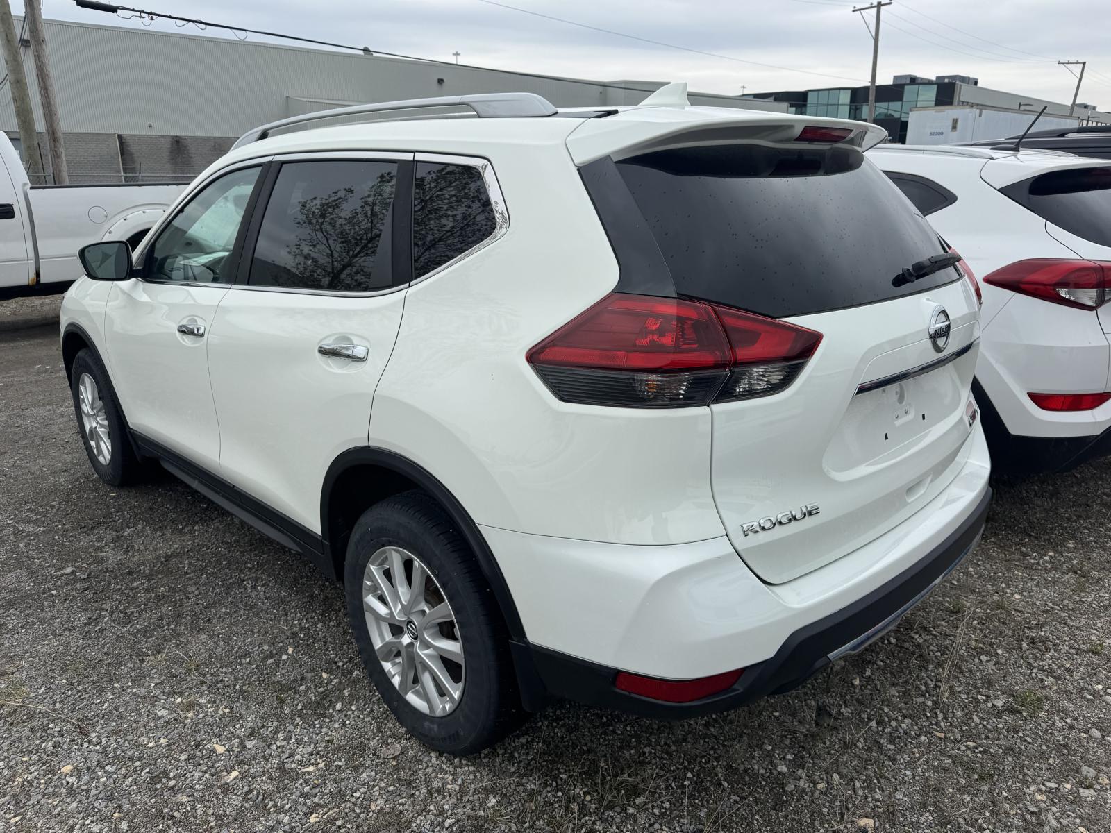 Nissan Rogue S 2020 — photo 3
