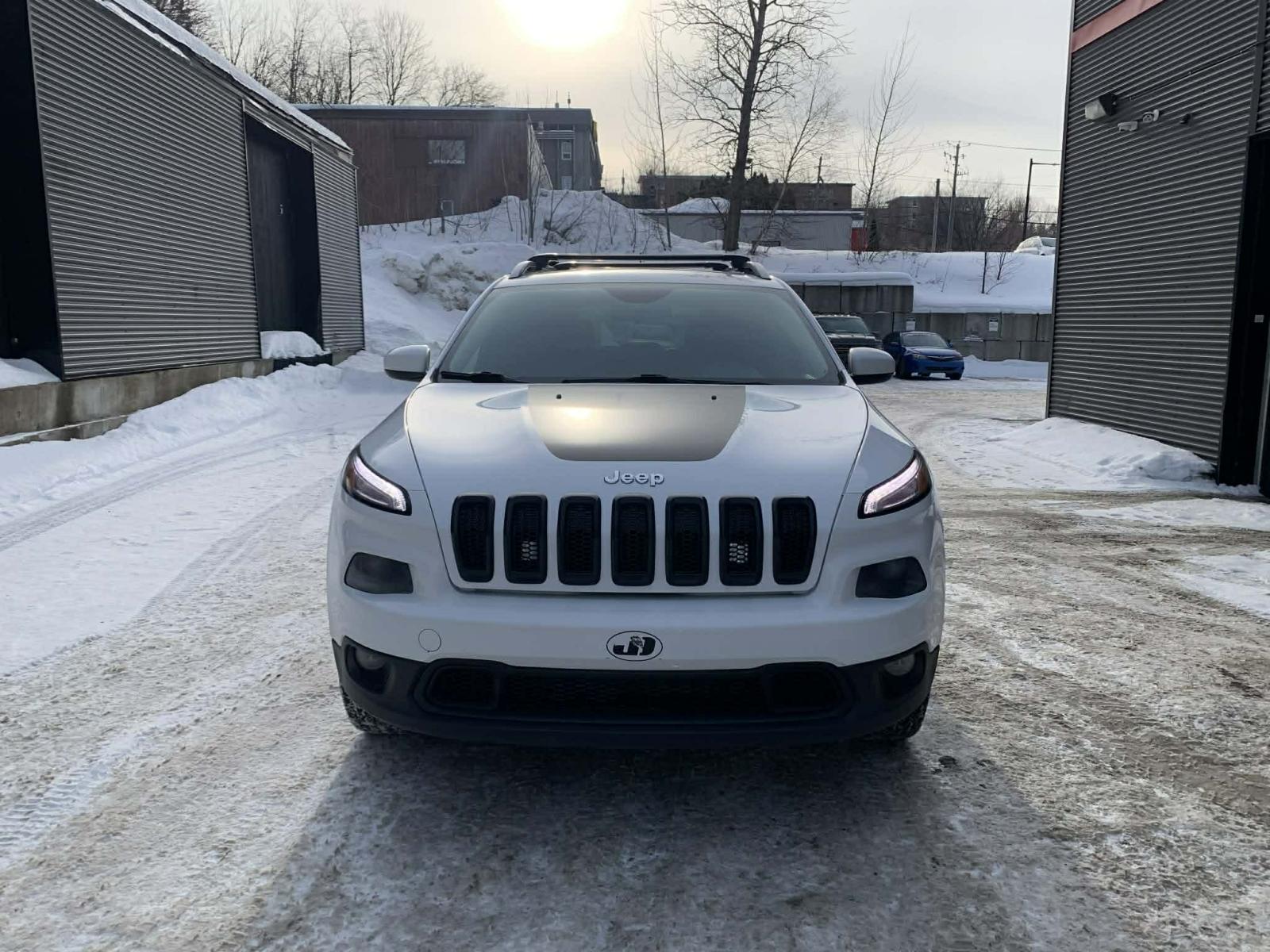 Jeep Cherokee North 2014 — photo 2