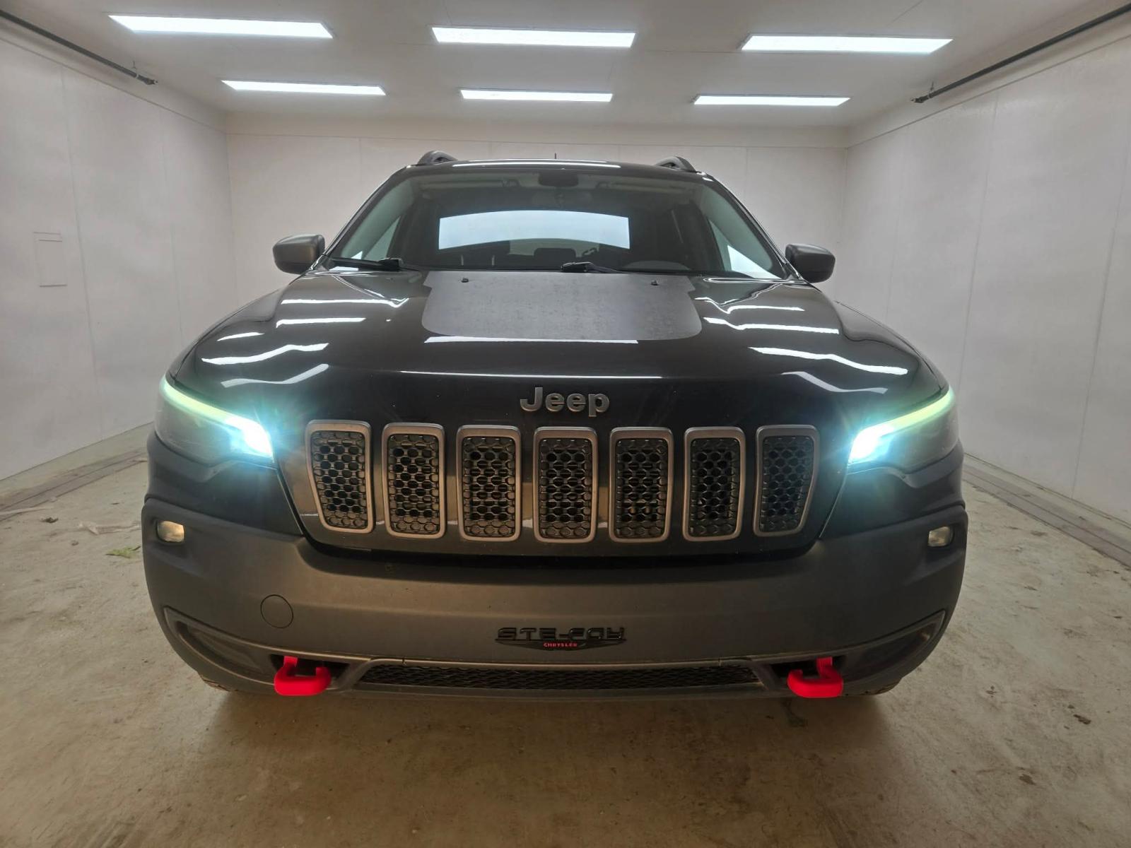 Jeep Cherokee Trailhawk 2019 — photo 2