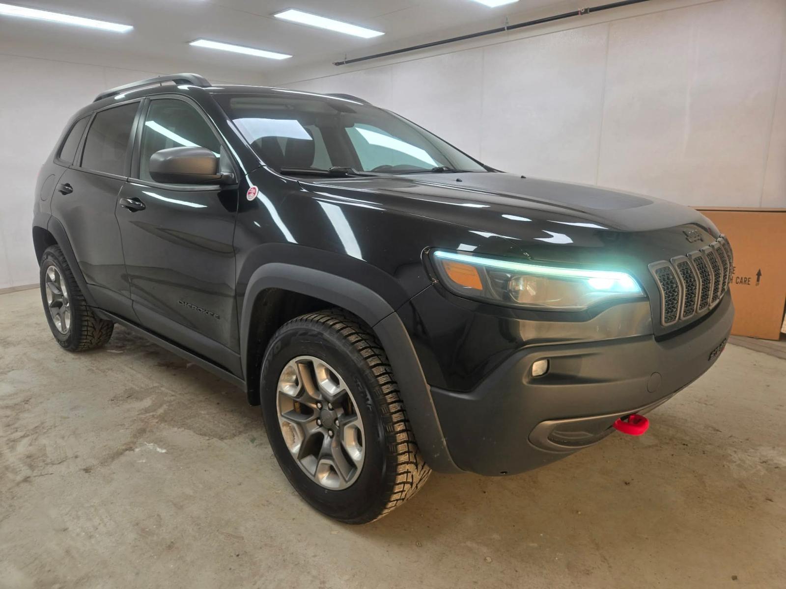 Jeep Cherokee Trailhawk 2019 — photo 3
