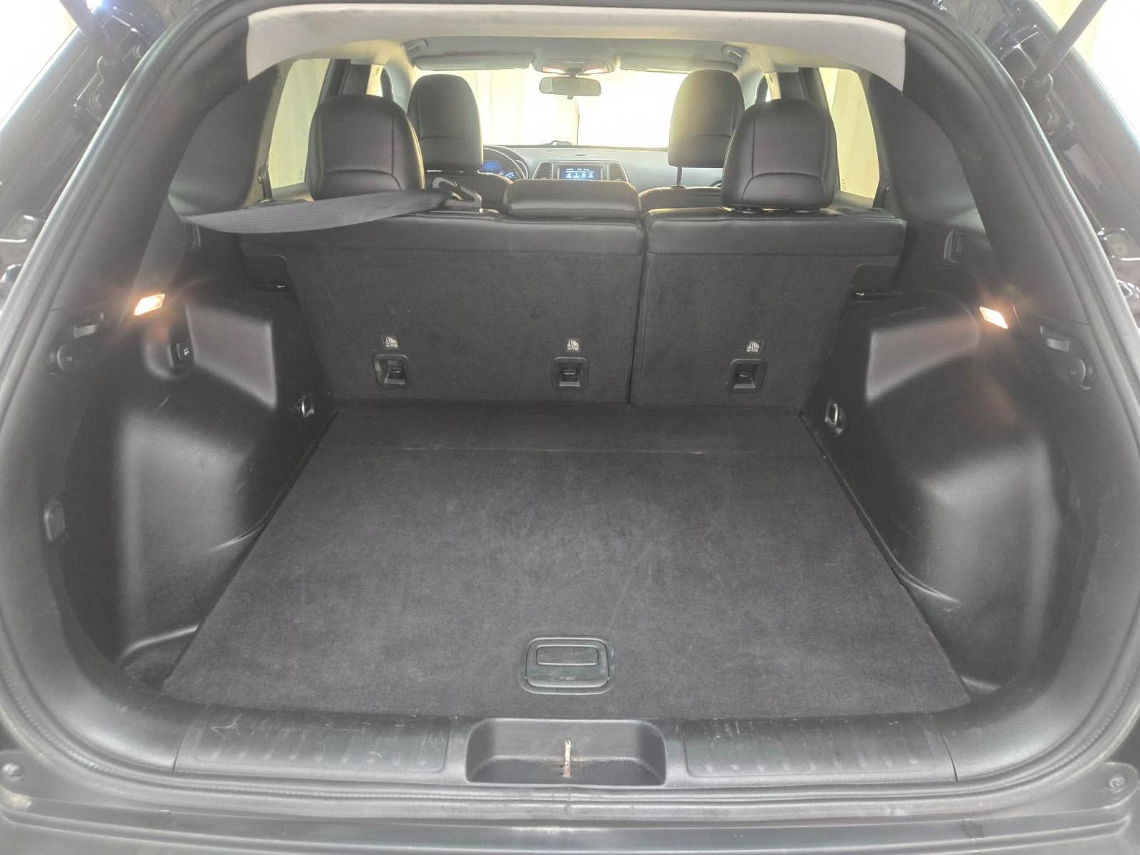 Jeep Cherokee Trailhawk 2019 — photo 7