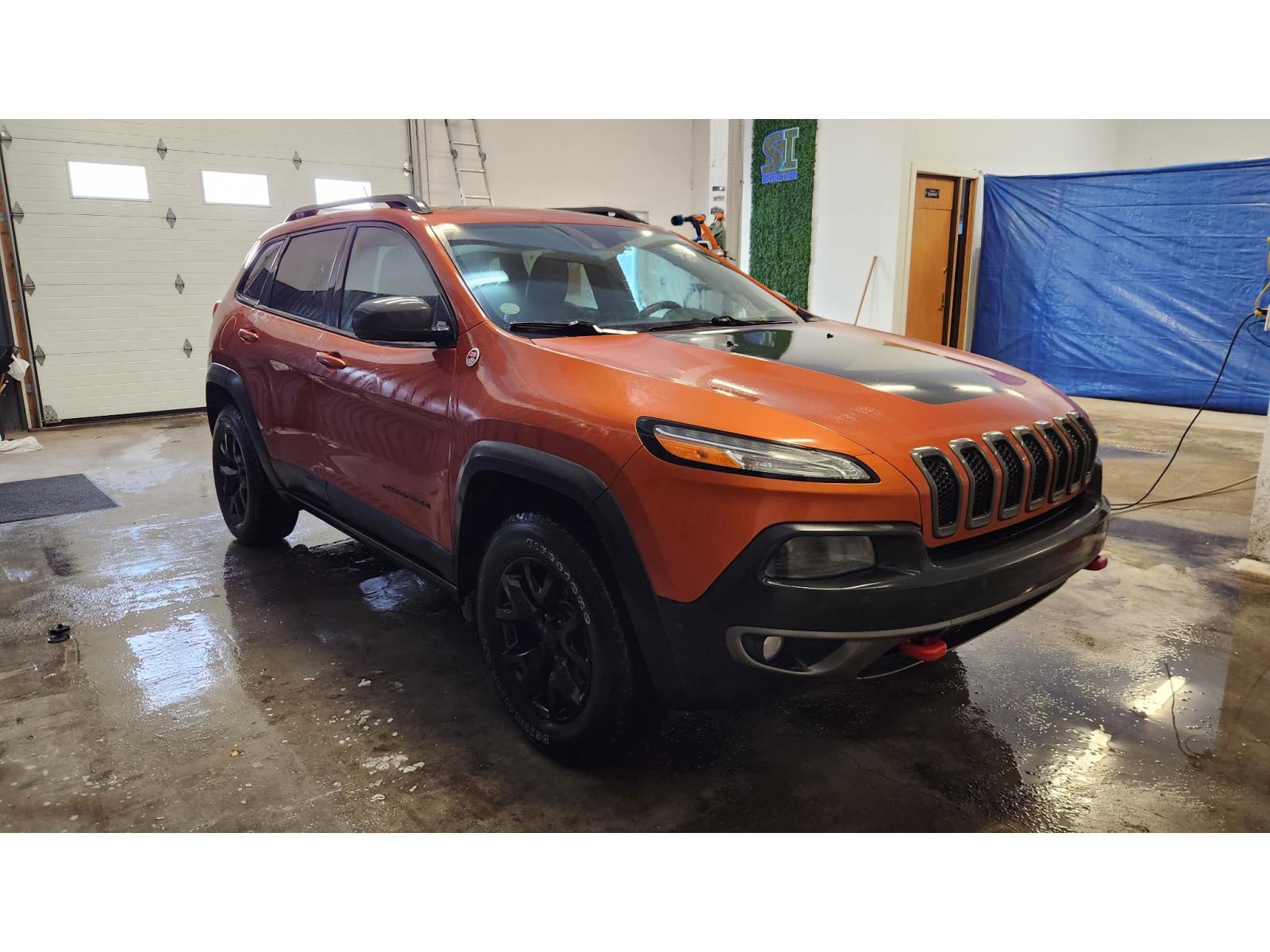 Jeep Cherokee Trailhawk 2015 — photo 3