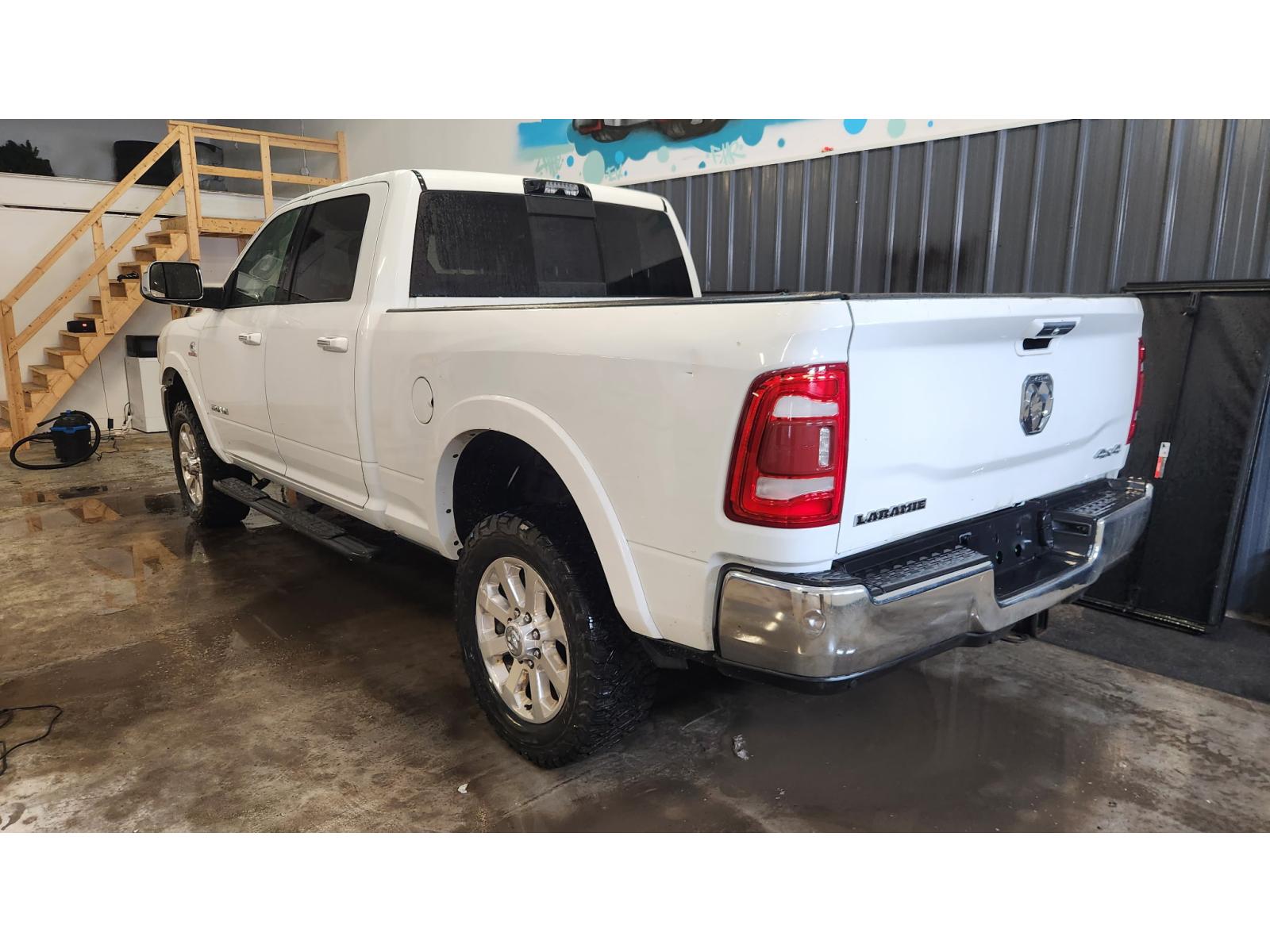 RAM 2500 Laramie 2022 — photo 6