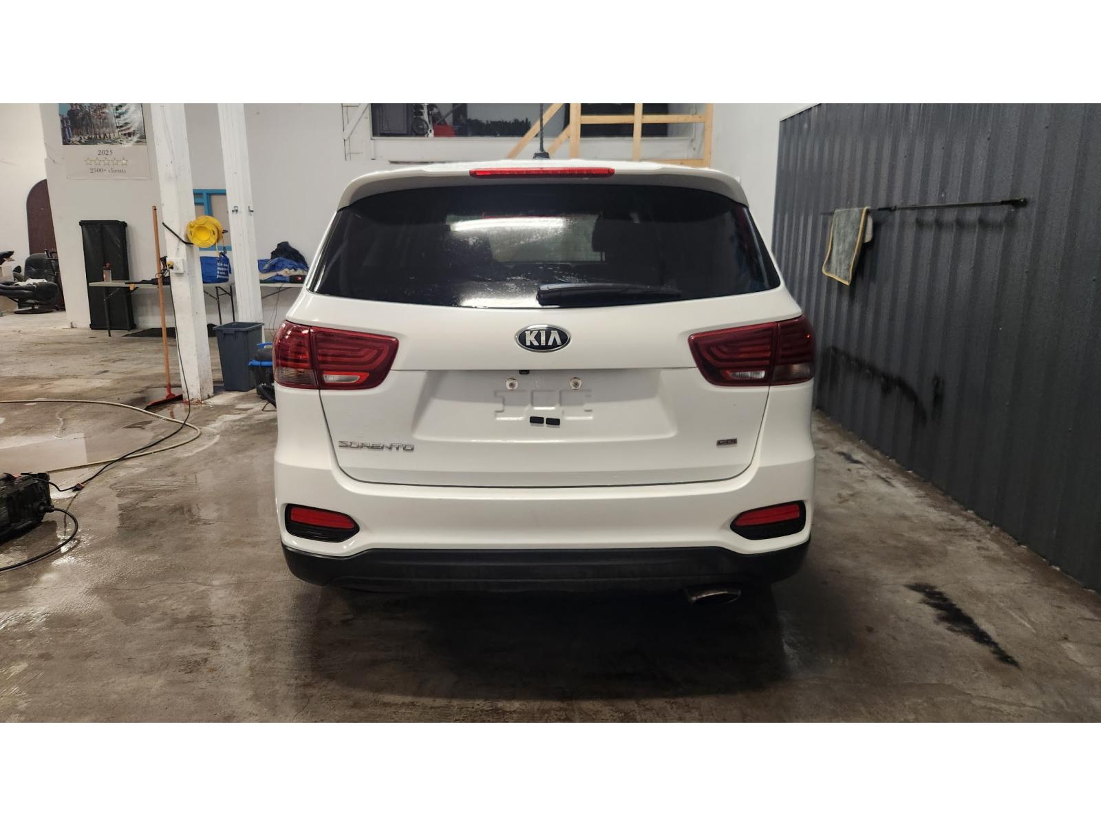 Kia Sorento LX 2020 — photo 5