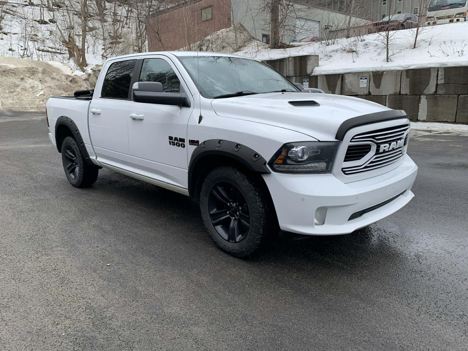 RAM 1500 Sport 2018 — photo 3
