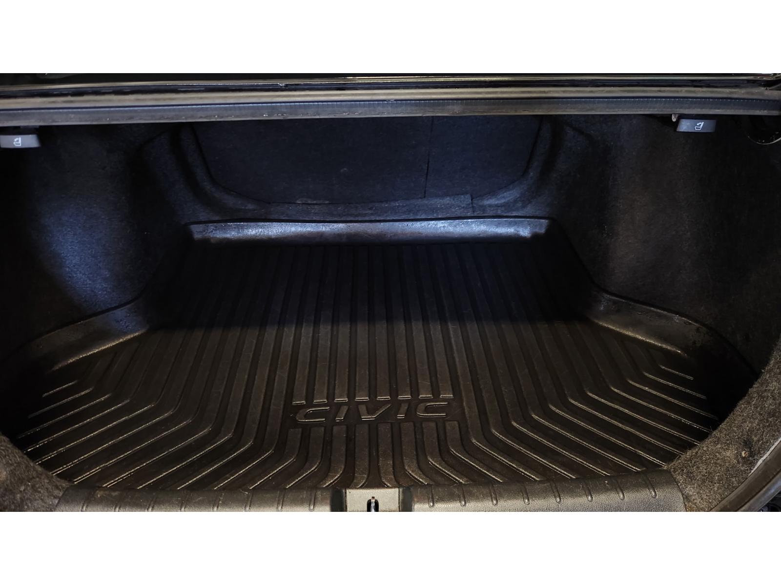 2015 Volkswagen Jetta Sedan thumbnail 247
