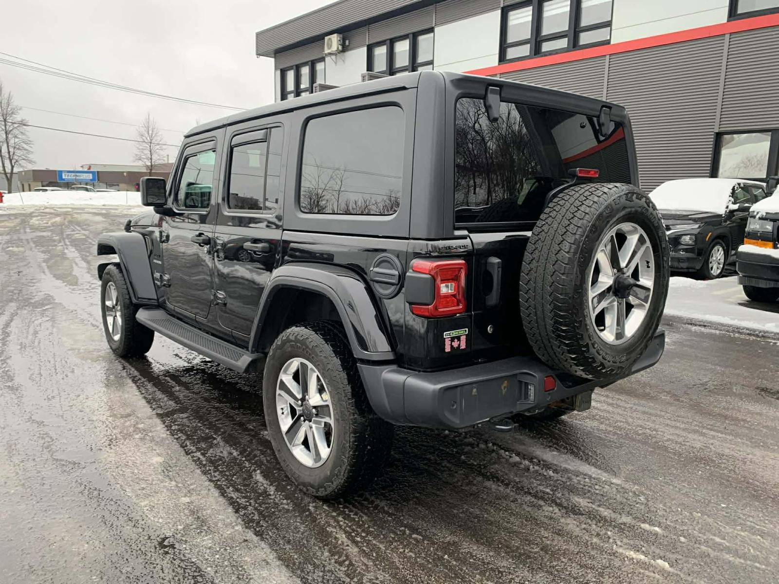 Jeep Wrangler Unlimited Sahara 2020 — photo 5