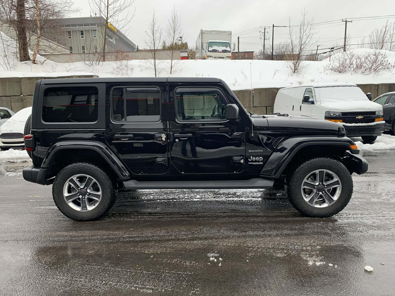 Jeep Wrangler Unlimited Sahara 2020 — photo 4
