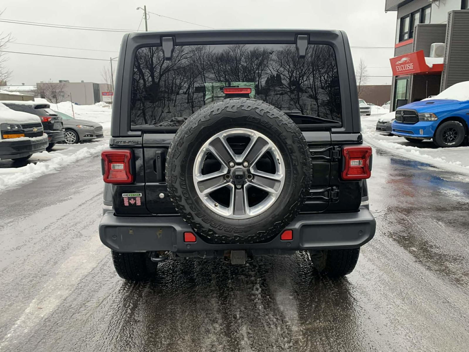 Jeep Wrangler Unlimited Sahara 2020 — photo 6