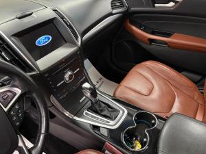 Miniature 13 Ford Edge Titanium 2017