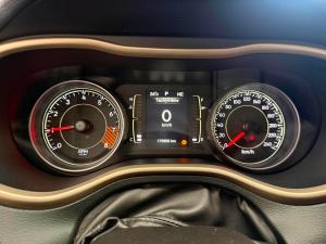 Miniature 10 Jeep Cherokee Sport 2015