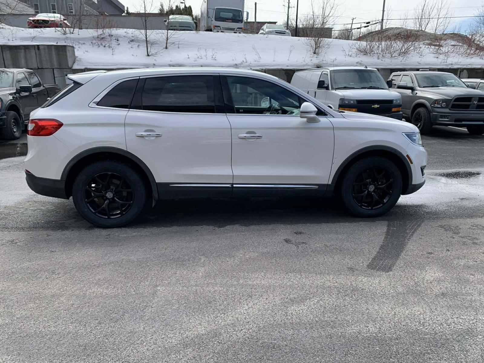Lincoln MKX Select 2016 — photo 8