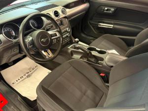 Miniature 9 Ford Mustang GT 2020