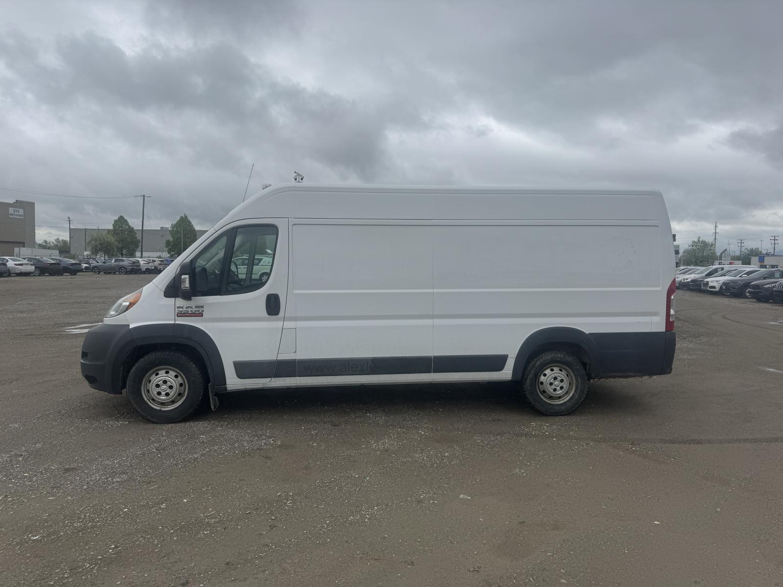 RAM Promaster 3500 High 3500 High Roof 2017 — photo 2