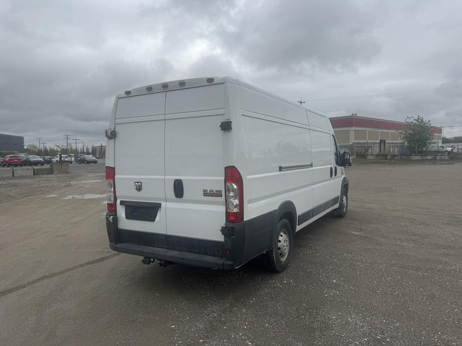 RAM Promaster 3500 High 3500 High Roof 2017 — photo 4