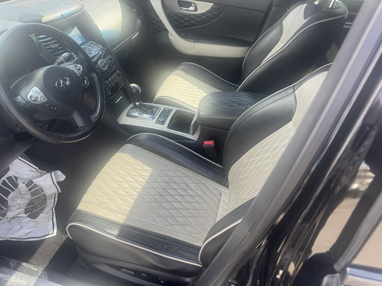 Infiniti QX70 Limited 2017 — photo 7