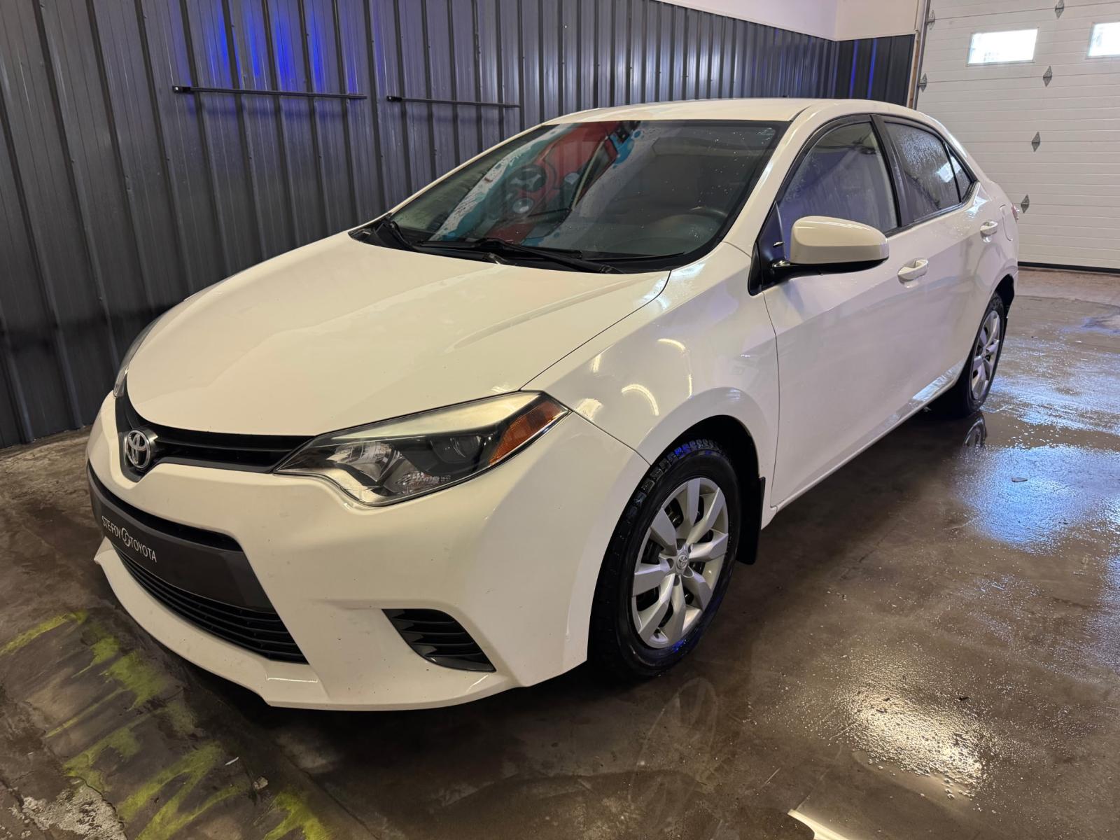 Toyota Corolla LE 2015