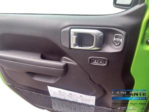 Miniature 11 Jeep Wrangler 4 Door Willys 2026