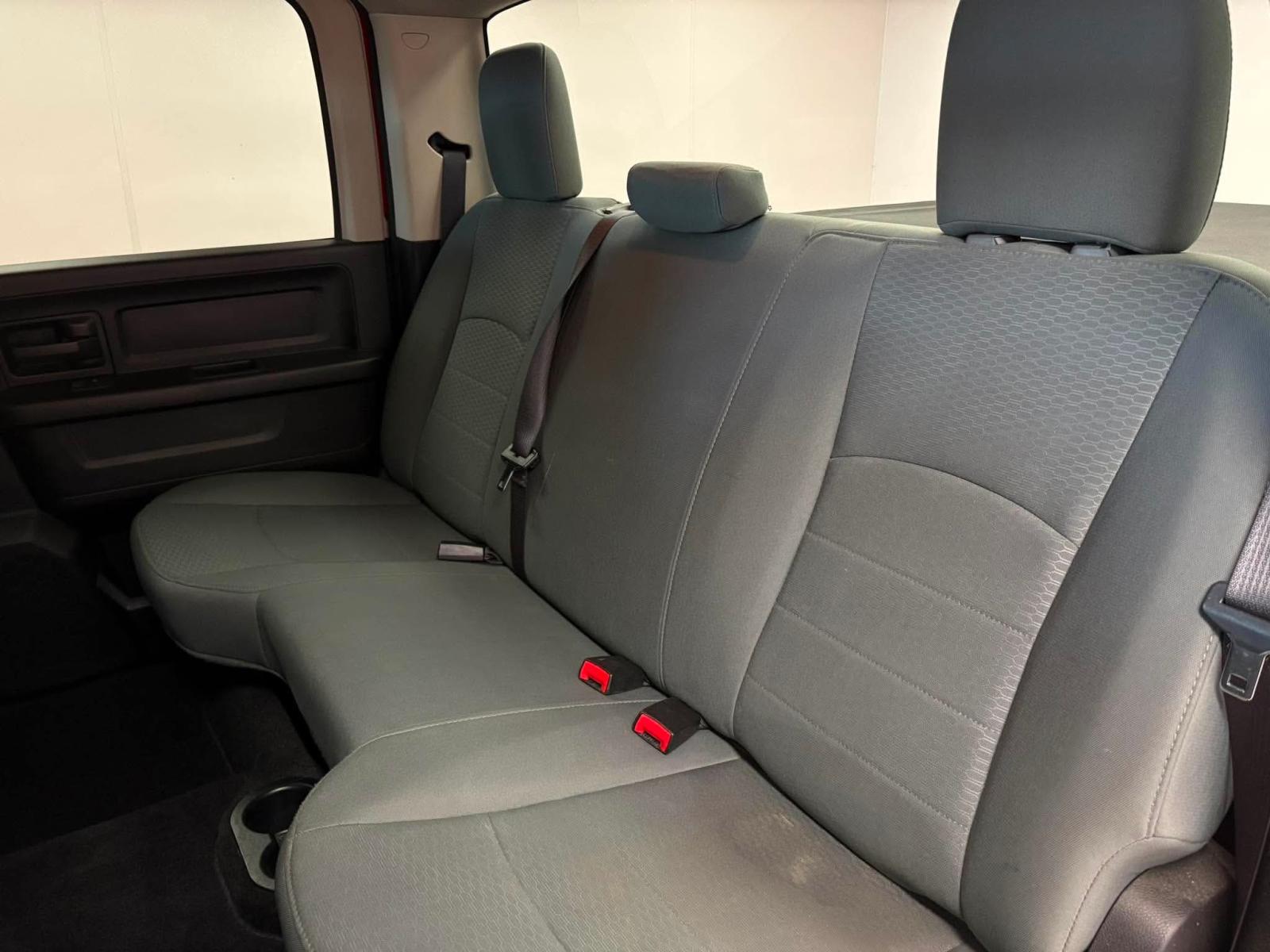 RAM 1500 Express 2017 — photo 8