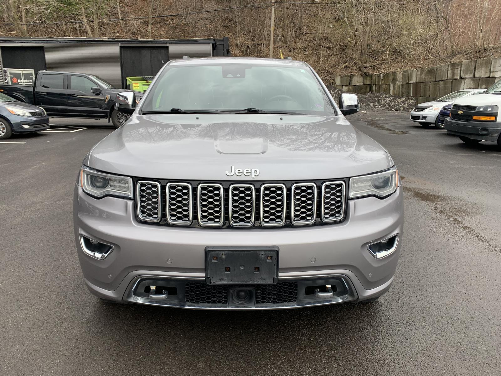 Jeep Grand Cherokee Overland 2017 — photo 2