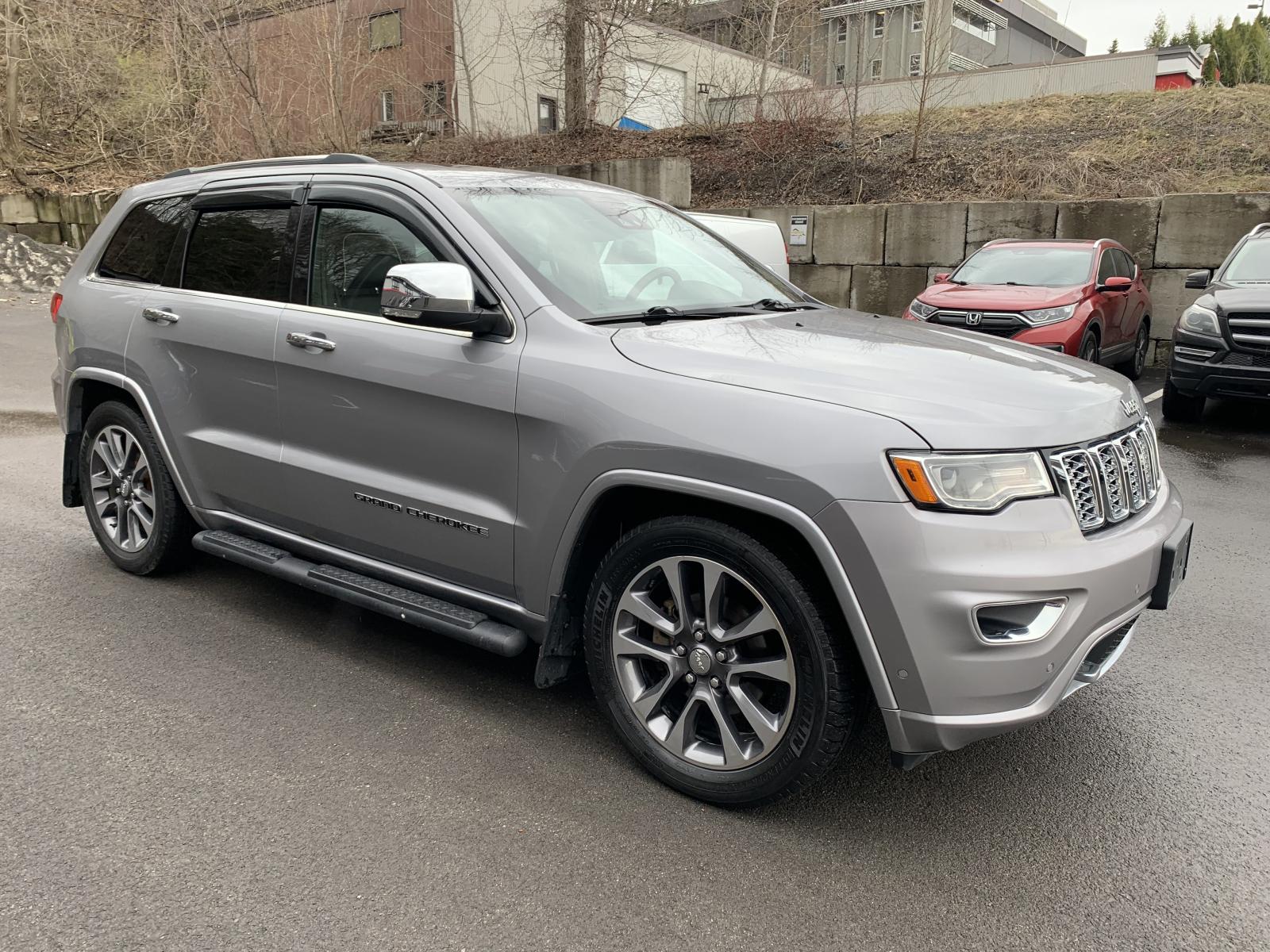 Jeep Grand Cherokee Overland 2017 — photo 3