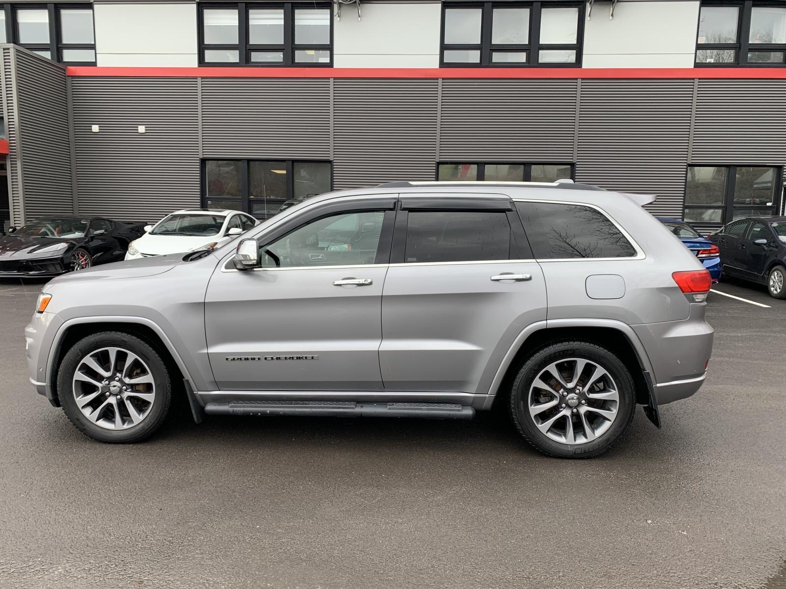 Jeep Grand Cherokee Overland 2017 — photo 7